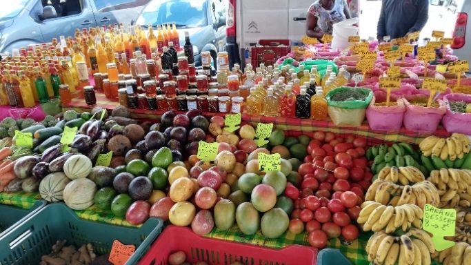 Marché, place de la Rotonde 